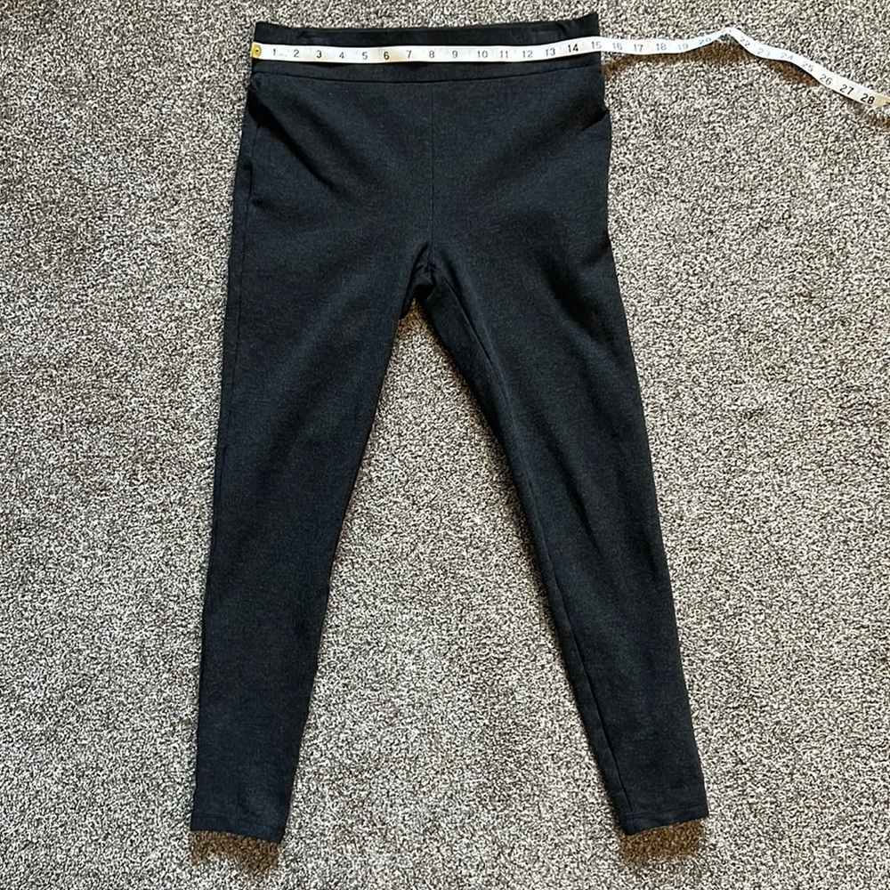 Women’s dark gray Loft leggings, size Medium